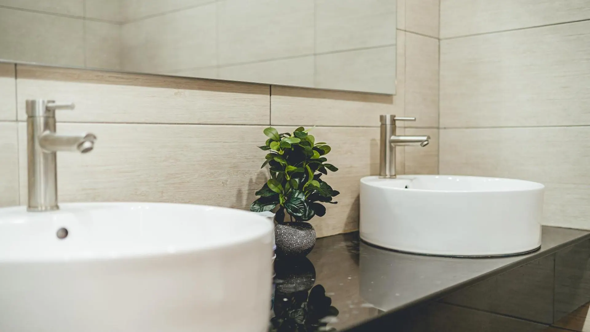 Molek Haus Living 3Br W Bathtub Ponderosa Golf By Our Stay Johor Bahru 0*,