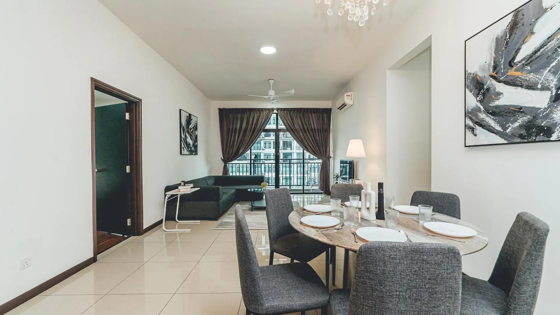 Molek Haus Living 3Br W Bathtub Ponderosa Golf By Our Stay Johor Bahru 0*,  Malezja